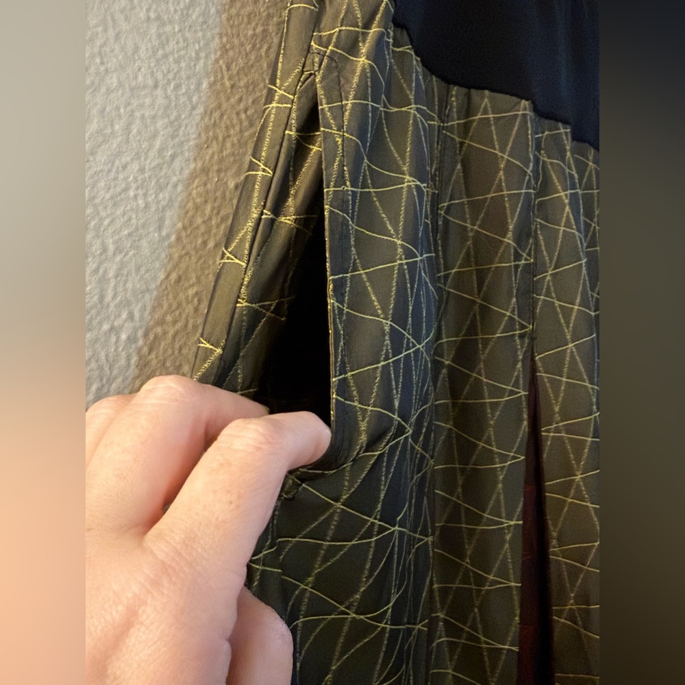 Luukaa Olive Green Quilted Skirt-Pant with Black Waistband - Picture 4 of 8